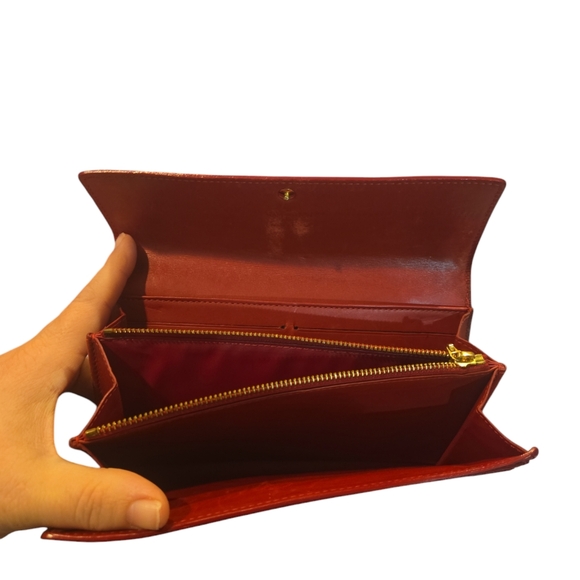 Louis Vuitton Porte Feuille Sarah Long Bifold Wallet - Red Vernis - Picture 6 of 6